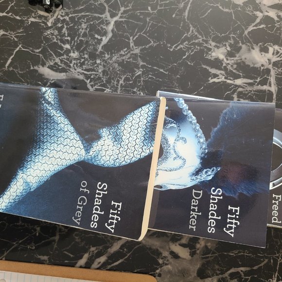 50 Shades of Grey Trilogy - Picture 2 of 2